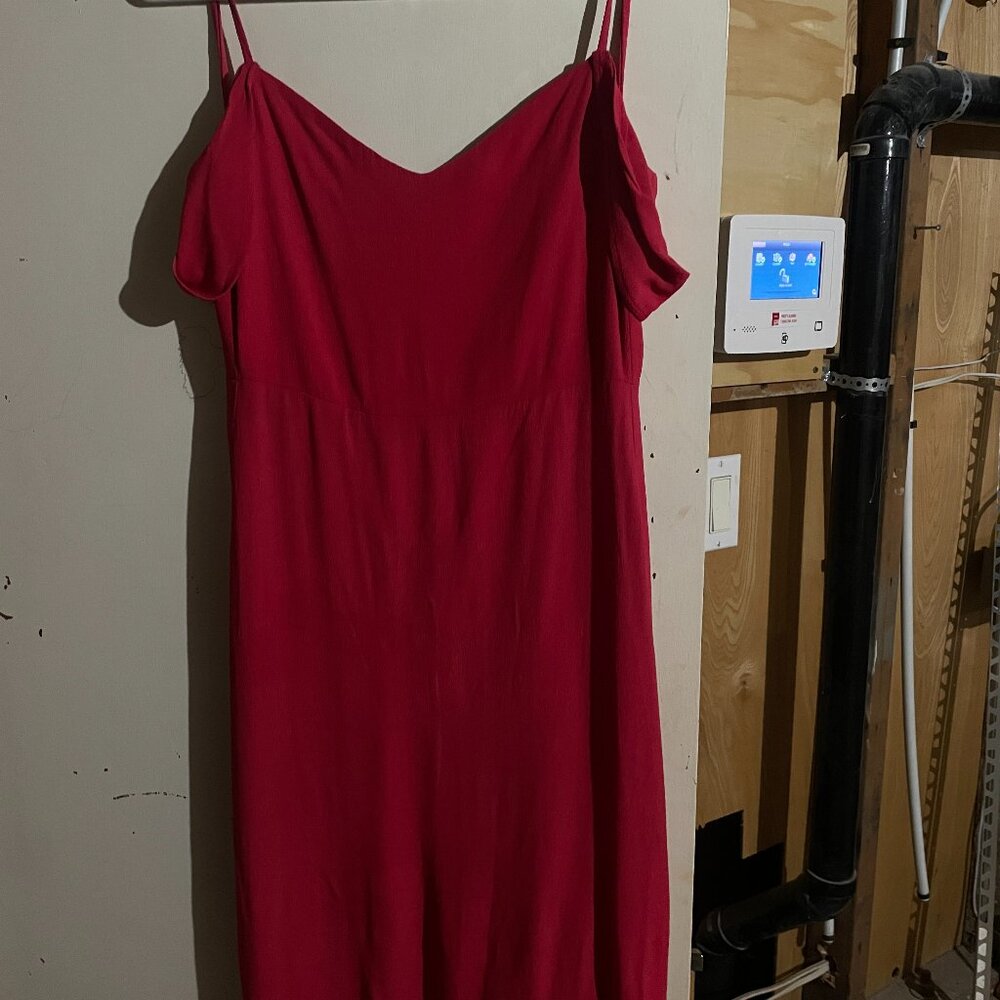 off the shoulder reformation red midi dress - Picture 1 of 4